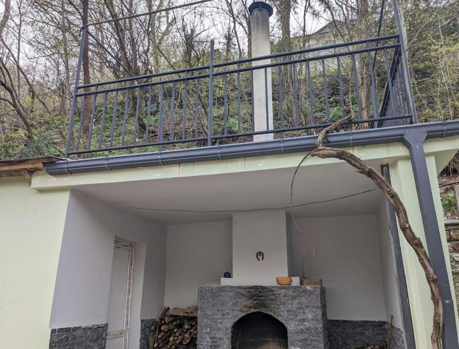 Unforgettable Attic With Balcony In Borjomi Leilighet Eksteriør bilde